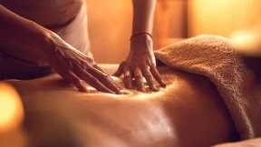 Rücken- & Nackenmassage