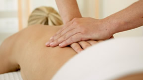 Volksbad: klassische Massage 40 Minuten inkl. Leihhandtücher