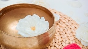Fünf-Elemente-Klangschalen-Meditation