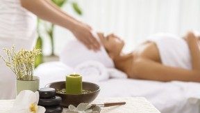 Gesichtslymphdrainage